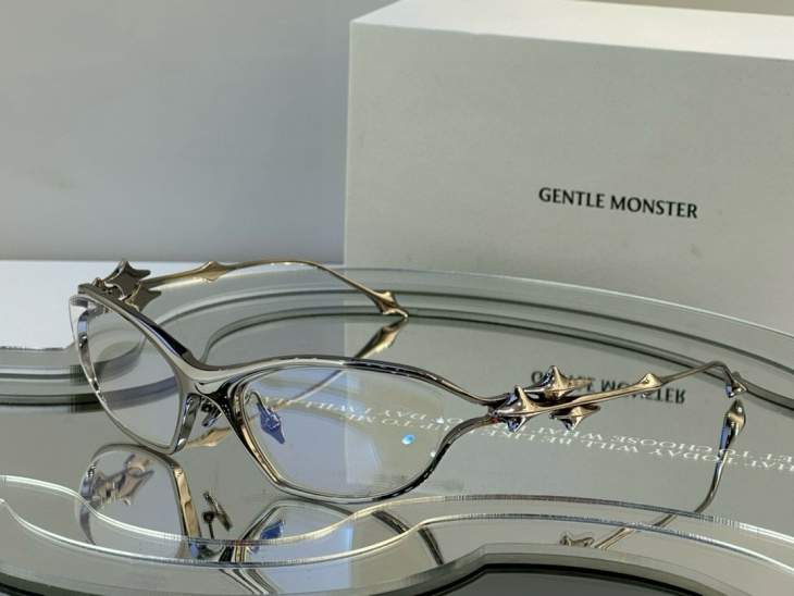 Picture of Gentle Monster Sunglasses _SKUfw65129320fw